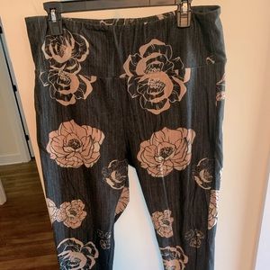 Agnes & Dora Floral Print Denim Jeggings